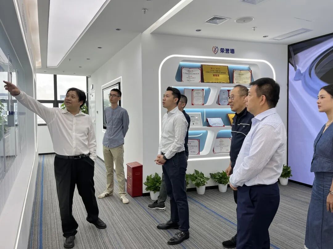日本TOP商社—三井物产株式会社及旗下公司NovaQuest企业家一行莅临深圳z6com时凯集团考察研讨